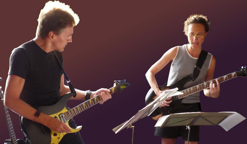 enroe playing new songs on the 8ths of june 2014