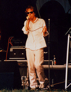 vocals of tr707 in the stadtpark hamburg