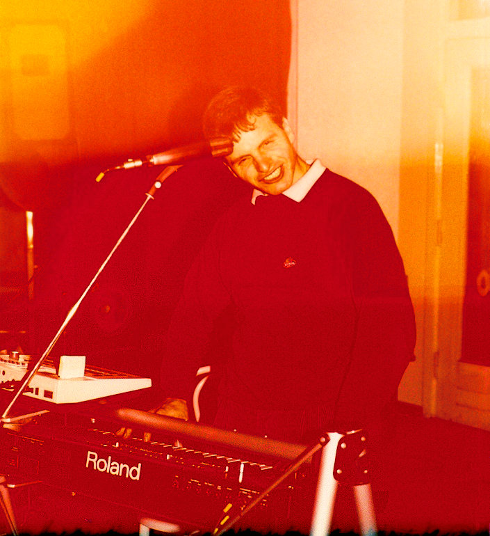 deep moments of tr707